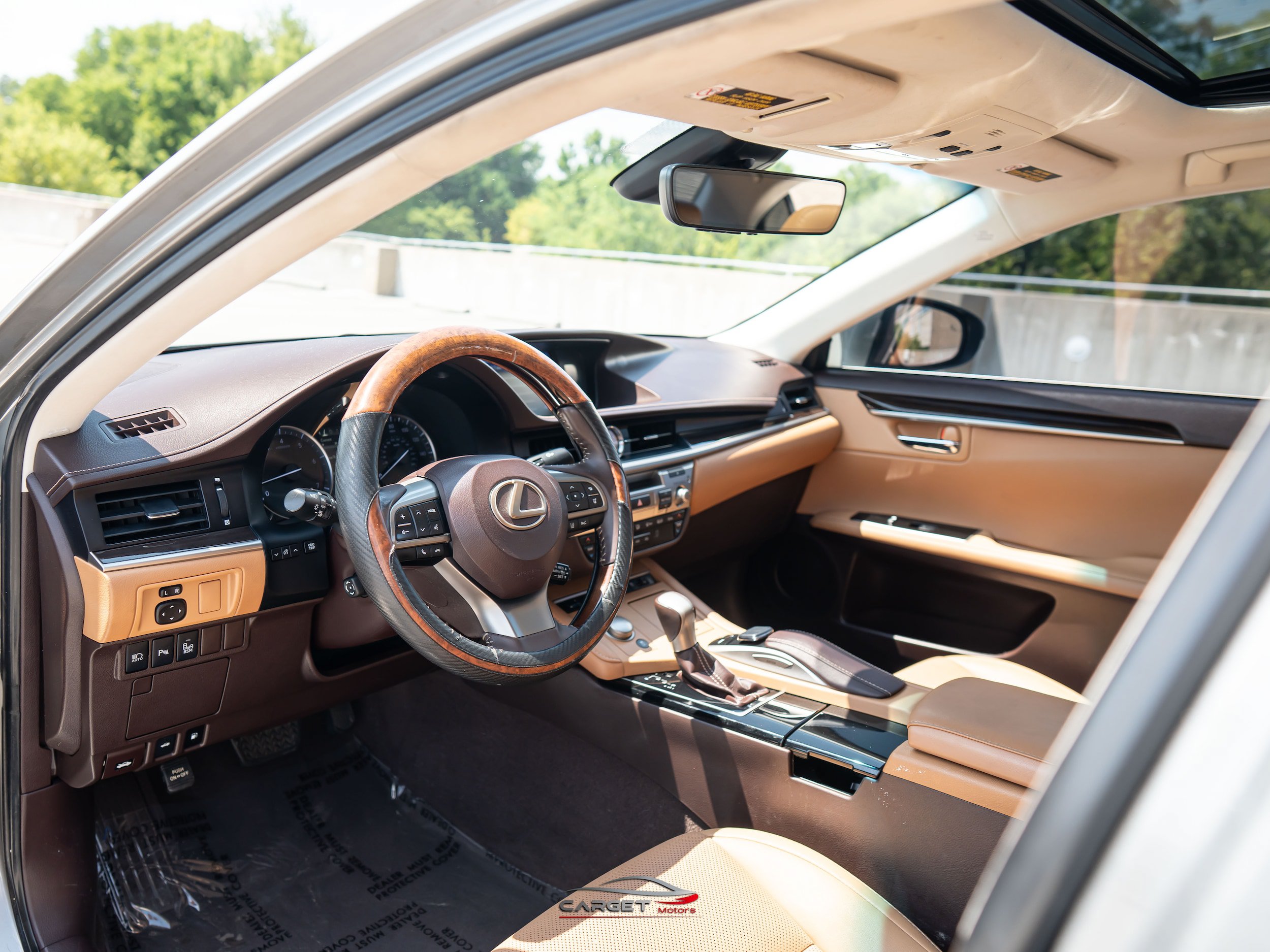 Used 2018 Lexus ES 350 w/ Navigation System Package FWD image 12