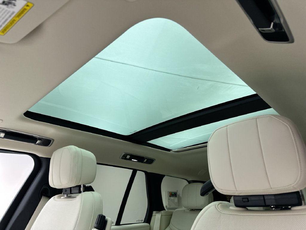 New 2027 Land Rover Range Rover SE AWD/4WD image 11
