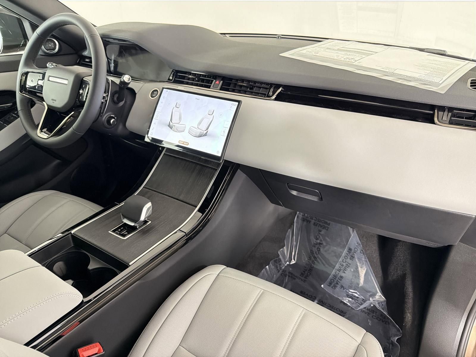 New 2026 Land Rover Range Rover Evoque S AWD/4WD image 34