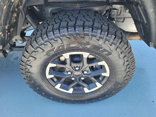 Used 2026 Jeep Gladiator Rubicon w/ Safety Group AWD/4WD image 26
