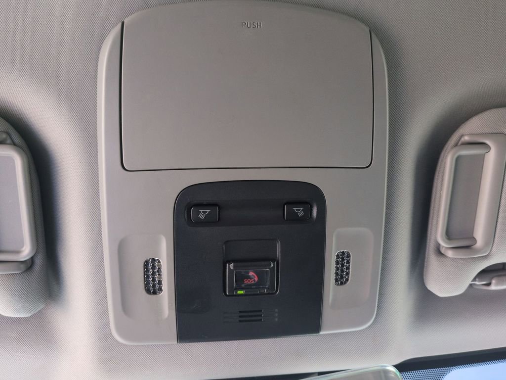 Used 2024 Toyota Camry SE FWD image 19