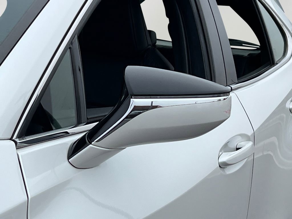 Used 2019 Lexus UX 250h image 26