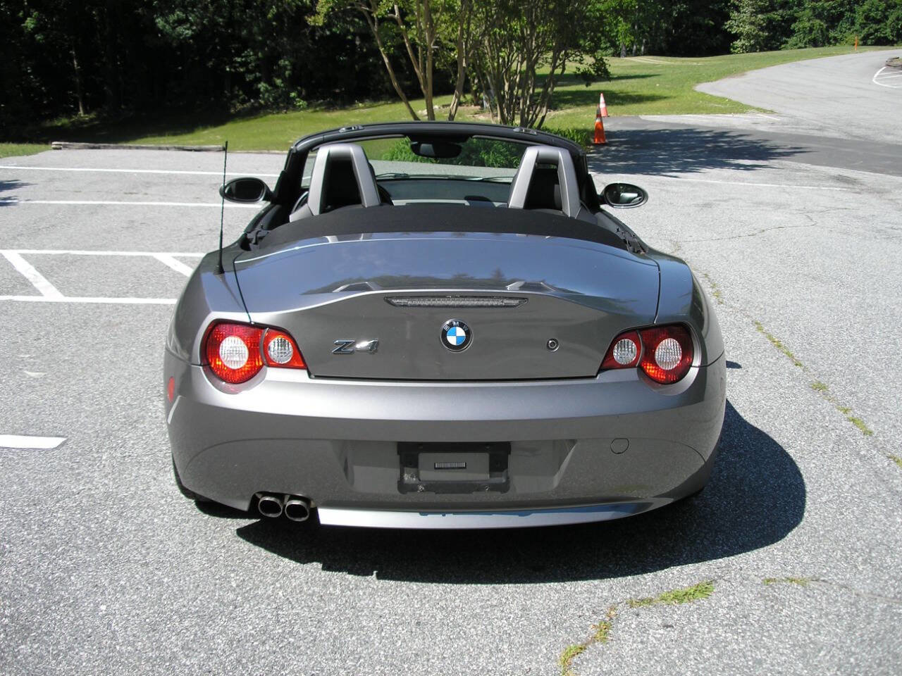 Used 2005 BMW Z4 3.0i RWD image 11