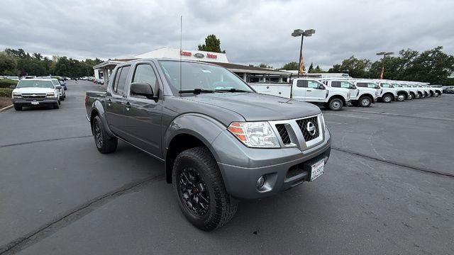 Used 2020 Nissan Frontier SV AWD/4WD image 2