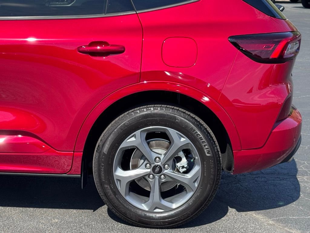 Used 2024 Ford Escape ST-Line w/ Tech Pack #1 AWD/4WD image 37