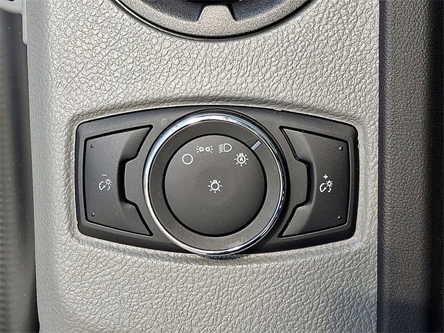 Used 2024 Ford E-450 and Econoline 450 Super Duty w/ Driver's Safety Package image 24