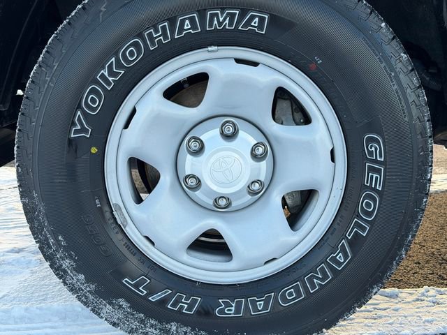 Certified 2023 Toyota Tacoma SR image 11