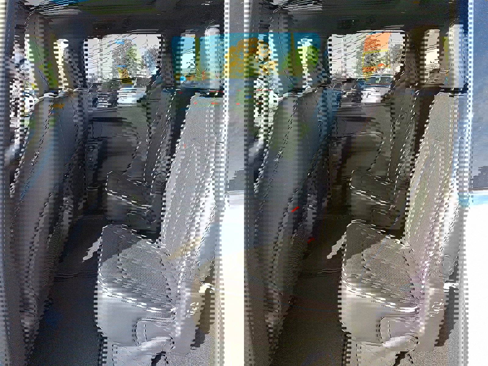 New 2026 Chrysler Pacifica Limited image 10