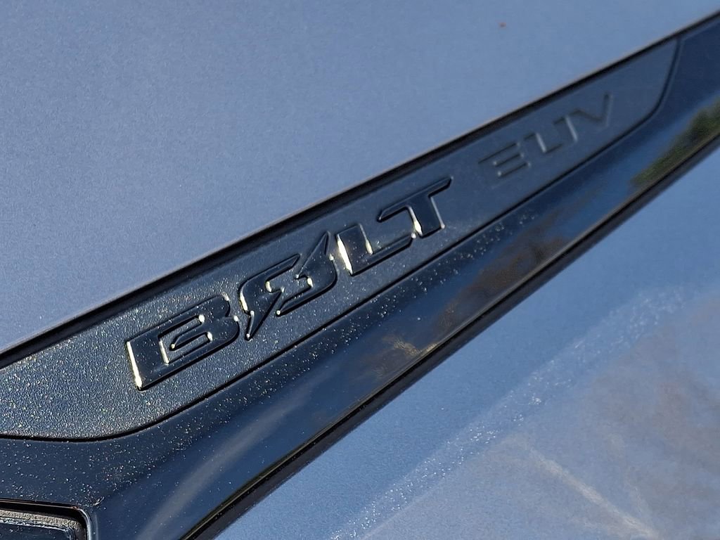 Certified 2023 Chevrolet Bolt EUV Premier w/ Super Cruise Package image 31