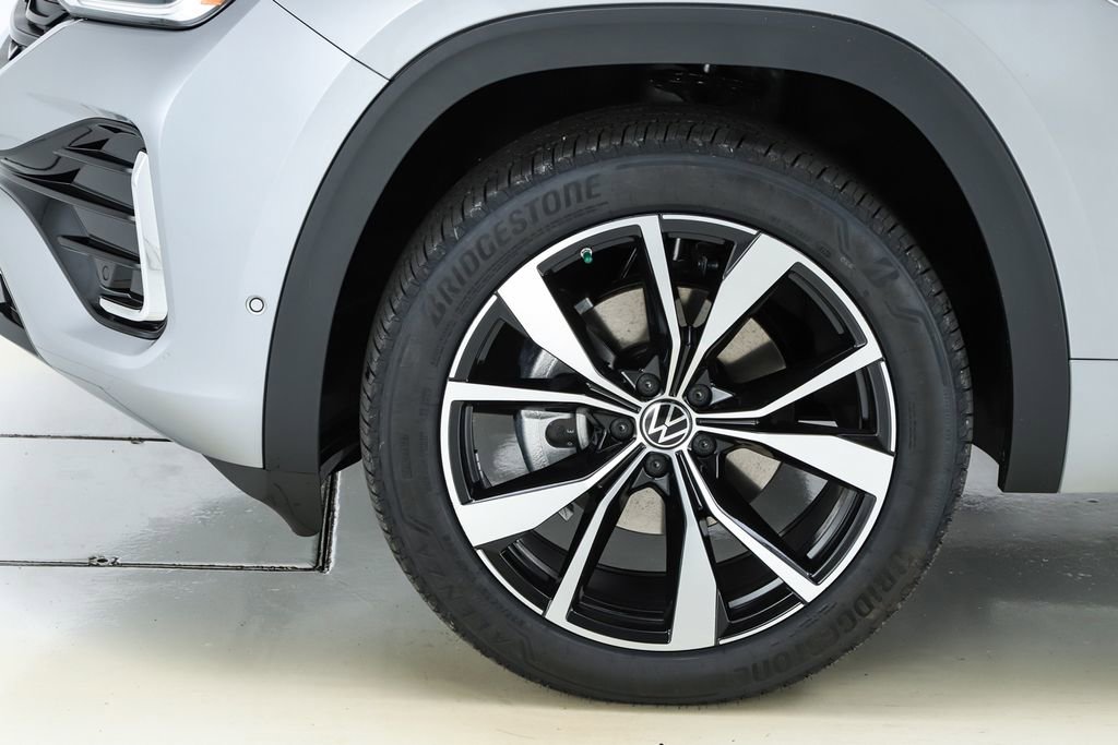 New 2026 Volkswagen Atlas SEL Premium R-Line image 44