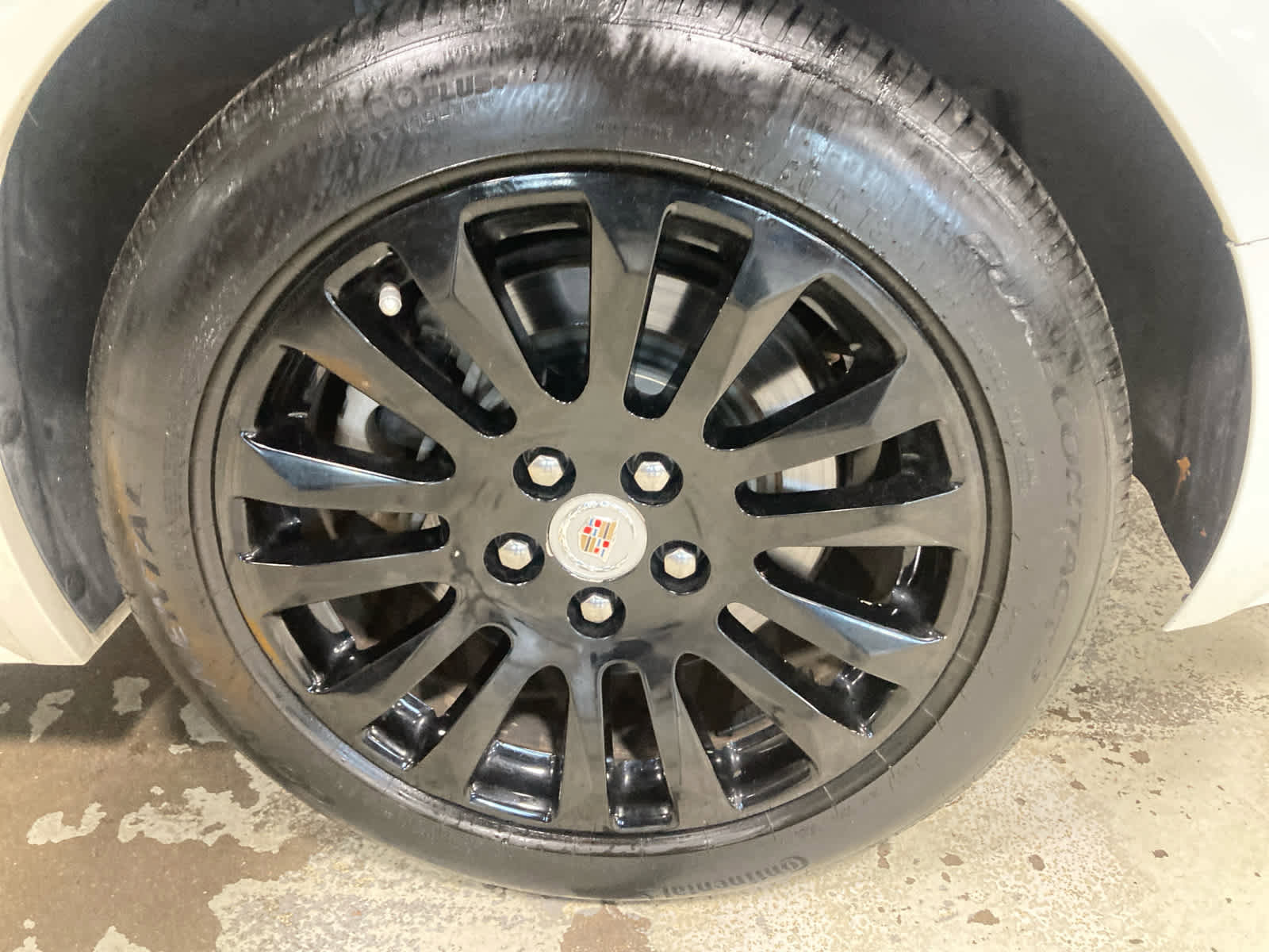 Used 2011 Cadillac CTS Premium image 9