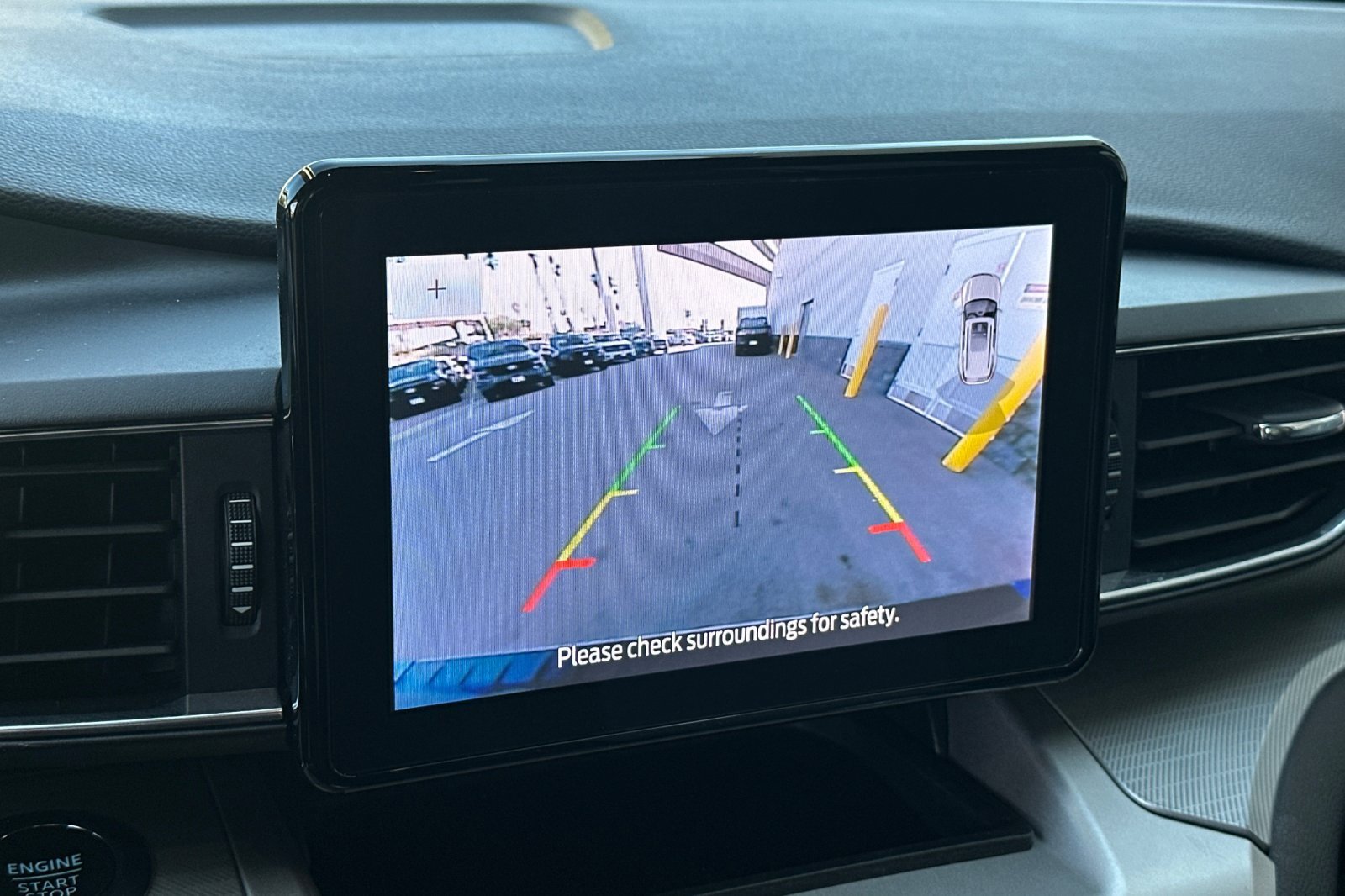 Certified 2022 Ford Explorer XLT w/ Equipment Group 202A image 20