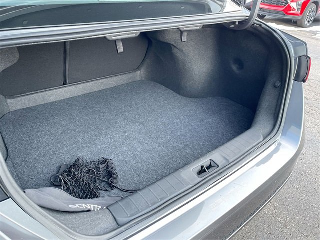 Used 2025 Nissan Sentra SV w/ Trunk Package image 23