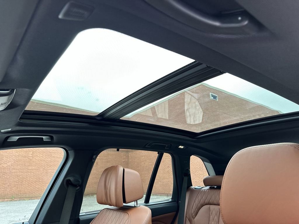 Used 2023 BMW X5 M50i w/ Executive Package AWD/4WD image 48