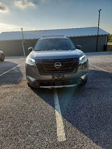 Used 2023 Nissan Pathfinder SL w/ Lighting Package (N92) AWD/4WD image 8