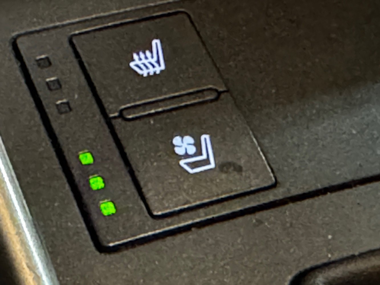 Used 2016 Lexus IS 200t w/ Navigation System Package image 33