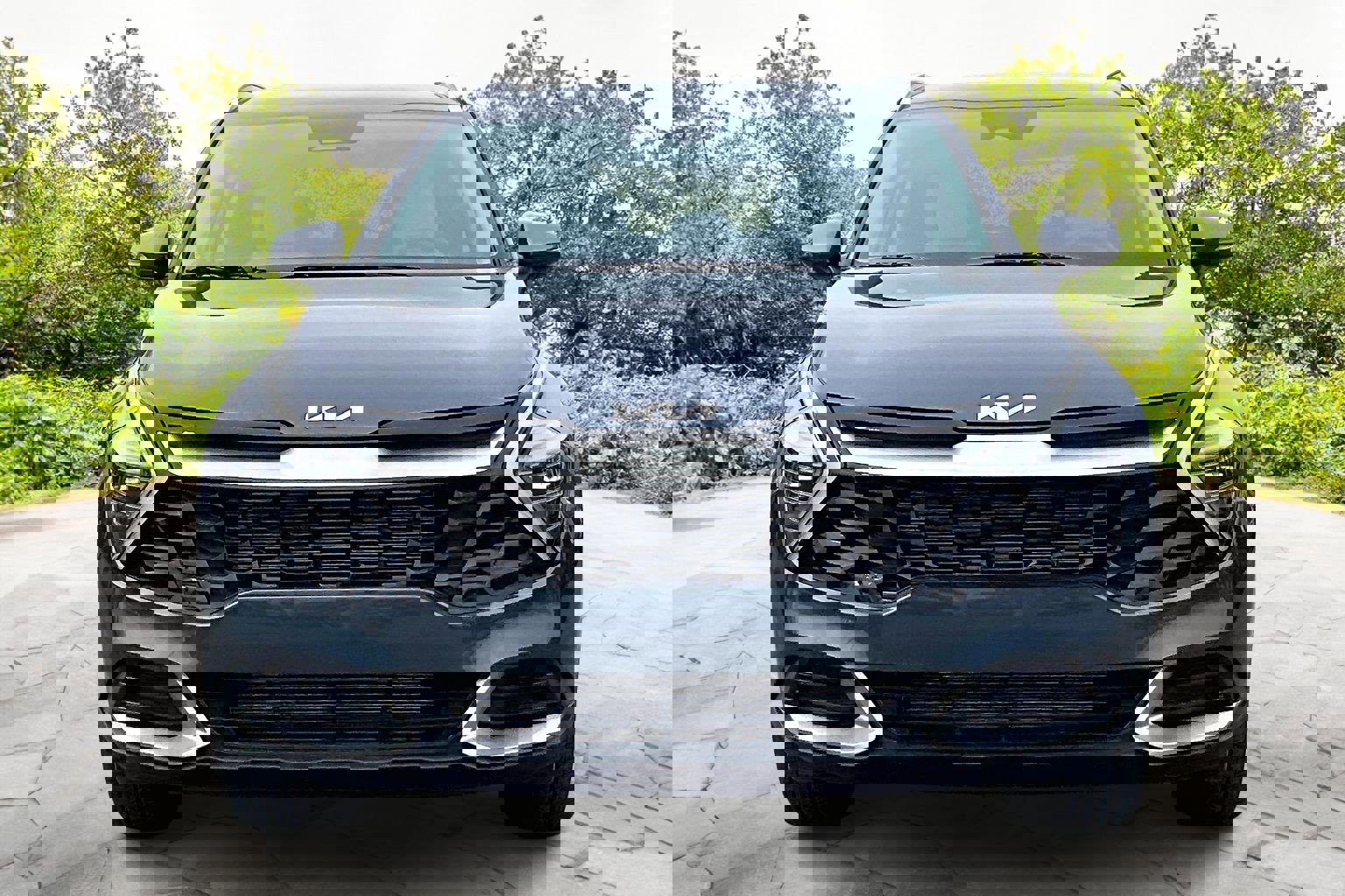 Used 2025 Kia Sportage EX image 3