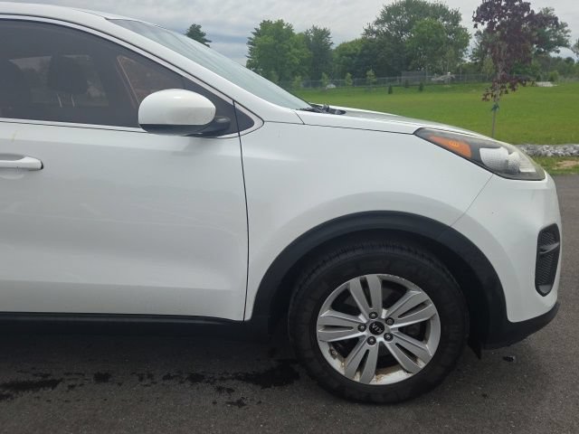 Used 2017 Kia Sportage LX FWD image 4