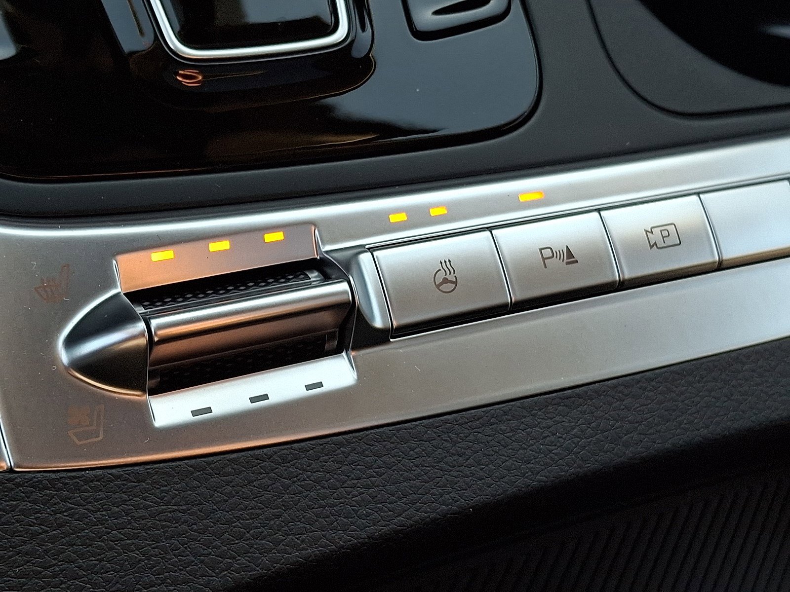 New 2026 Kia Carnival SX Prestige FWD image 11
