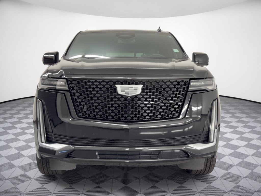 Used 2022 Cadillac Escalade Luxury AWD/4WD image 6