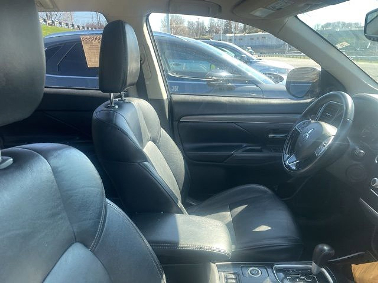 Used 2020 Mitsubishi Outlander ES AWD/4WD image 10