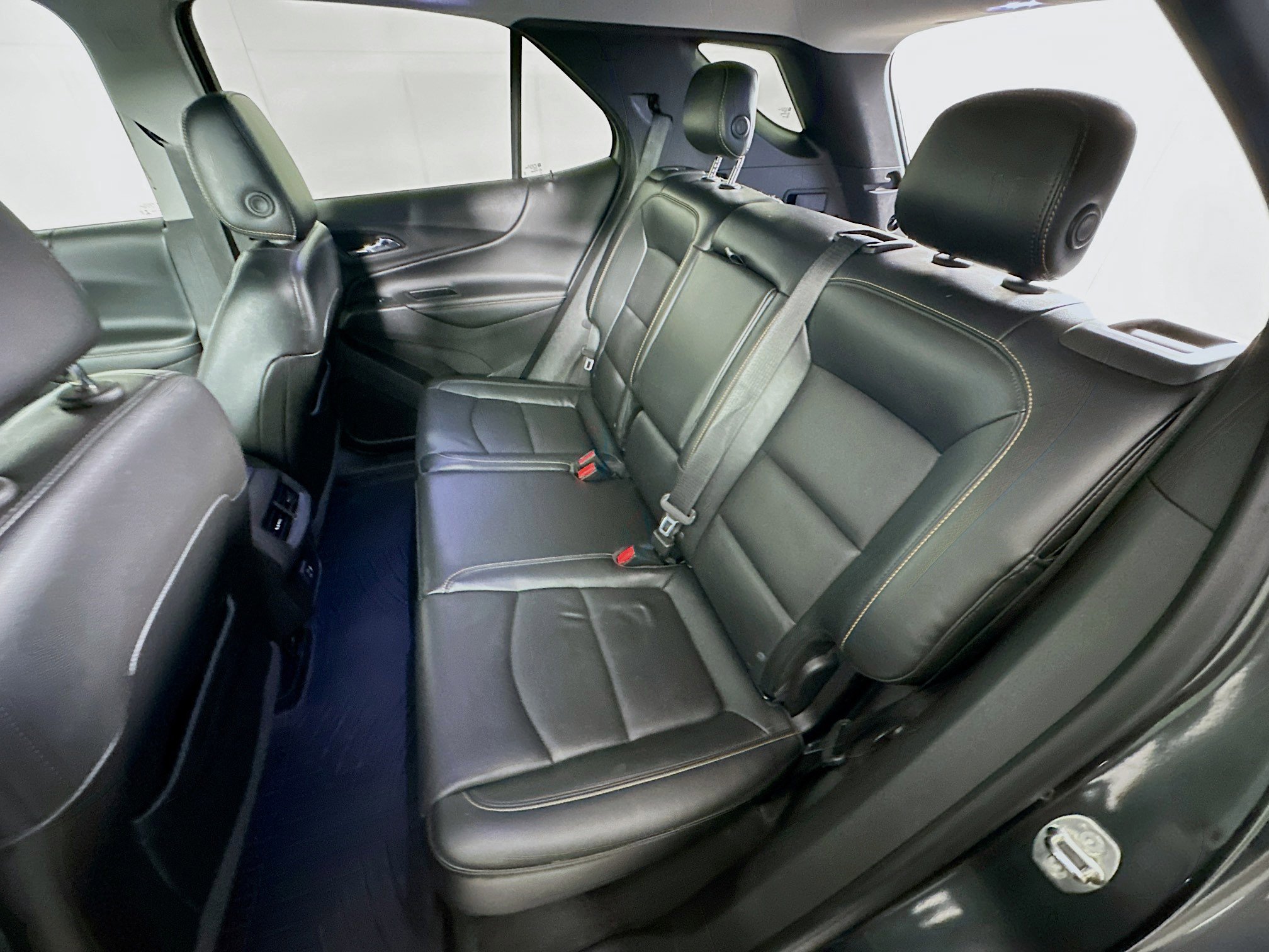 Used 2019 Chevrolet Equinox Premier image 25