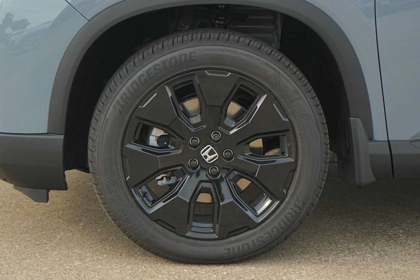 New 2026 Honda Pilot Black Edition image 7