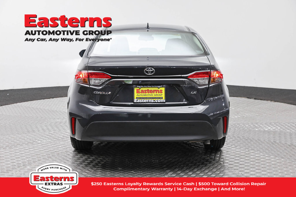Used 2026 Toyota Corolla LE FWD image 6