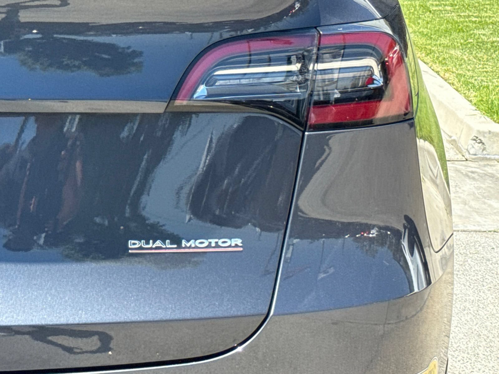 Used 2022 Tesla Model Y Performance AWD/4WD image 14