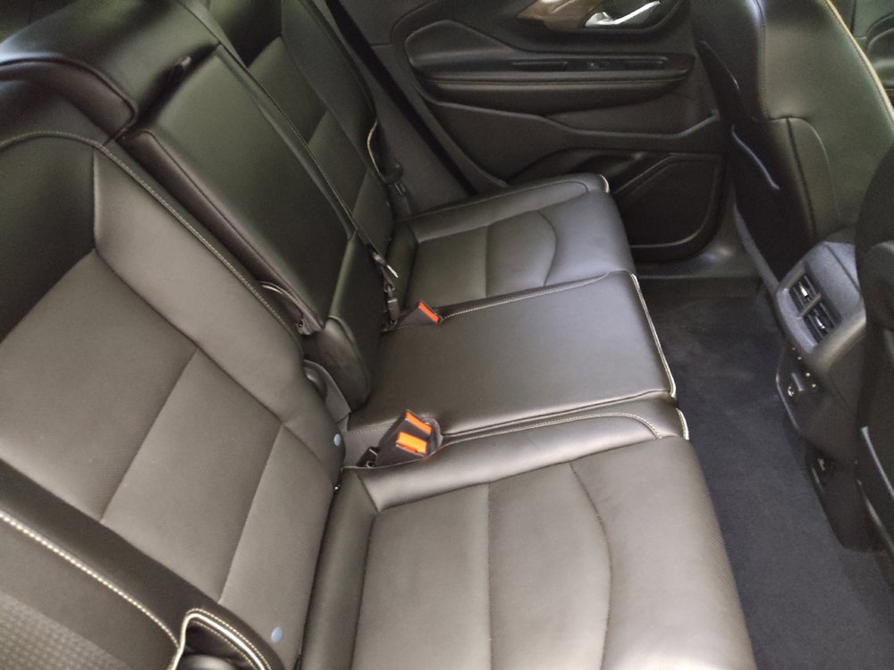 Used 2020 GMC Terrain Denali w/ Denali Premium Package FWD image 19