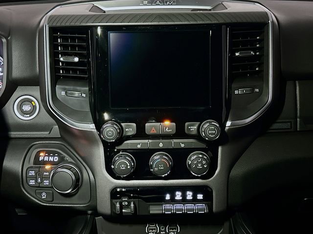 New 2026 RAM 1500 4x4 Crew Cab image 9