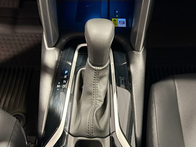 Certified 2022 Toyota Corolla Cross XLE w/ Convenience Package image 14