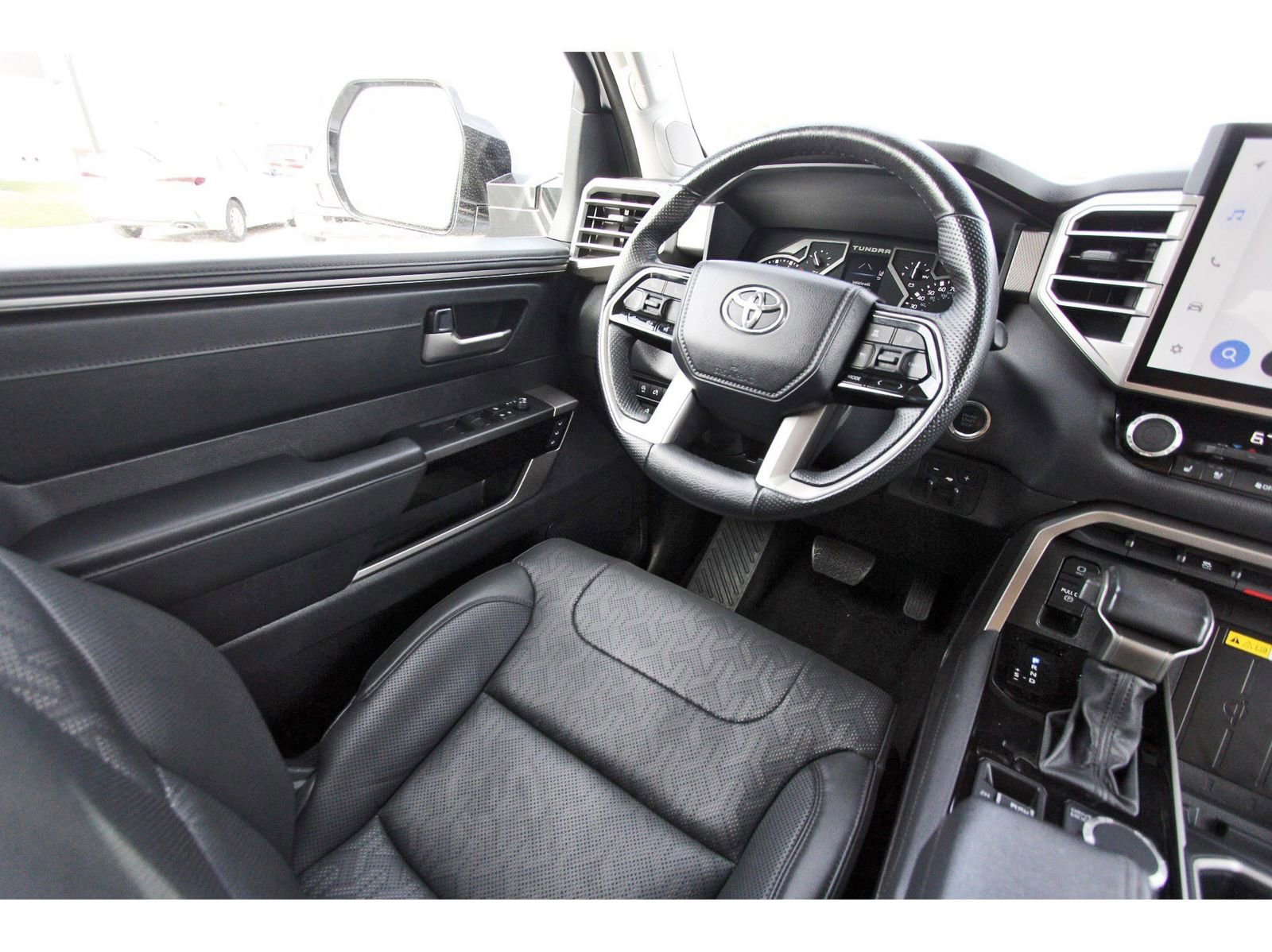 Used 2022 Toyota Tundra Limited w/ Power Package image 10