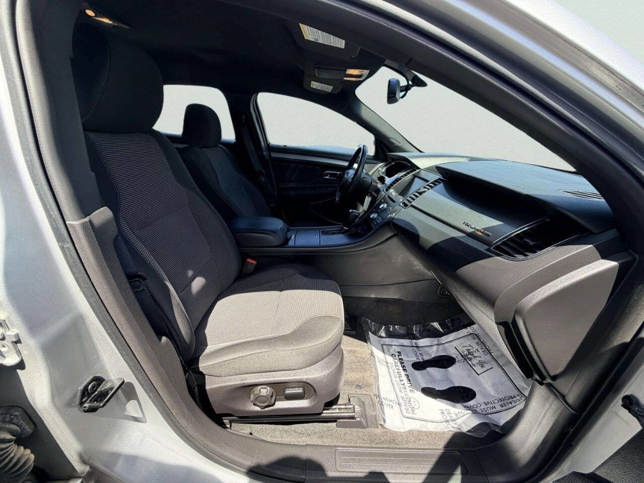 Used 2013 Ford Taurus SEL FWD image 30