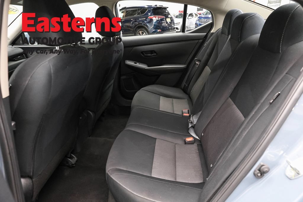 Used 2024 Nissan Sentra SV FWD image 23