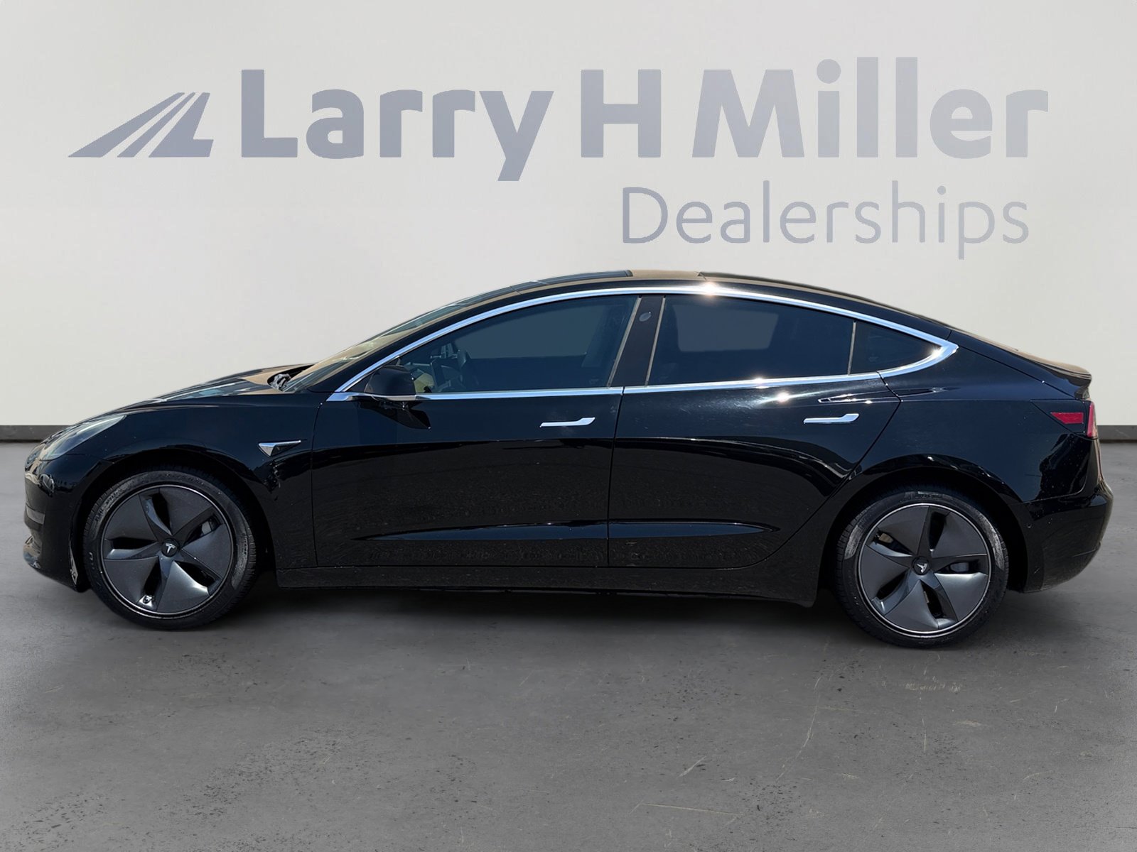 Used 2019 Tesla Model 3 Long Range AWD/4WD image 2