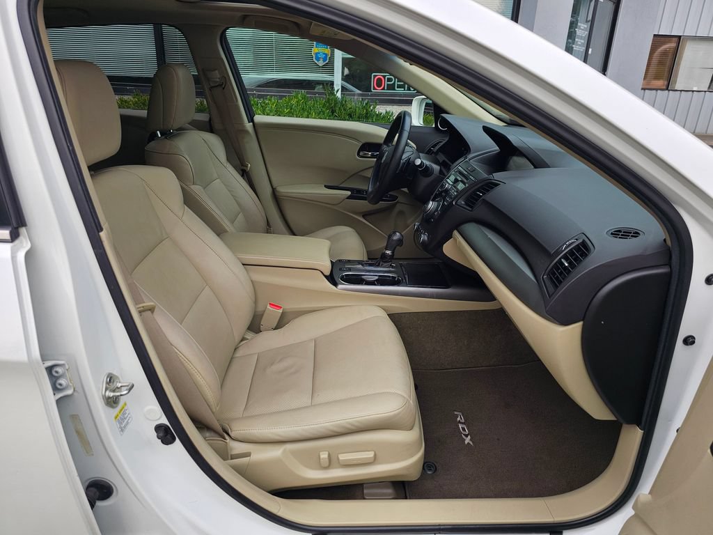 Used 2014 Acura RDX w/ Technology Package AWD/4WD image 11