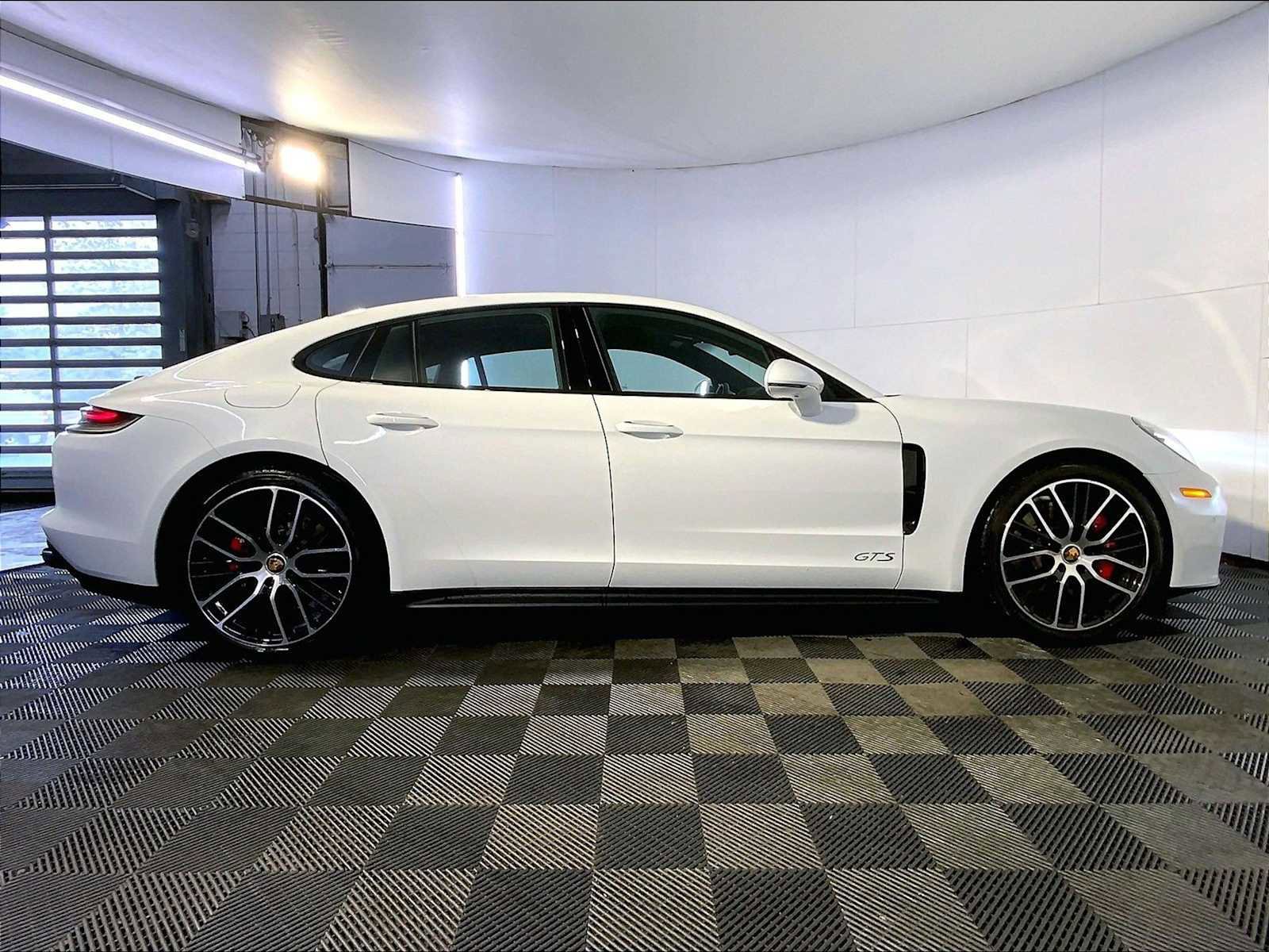 Certified 2023 Porsche Panamera GTS AWD/4WD image 8