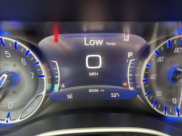 Used 2022 Chrysler Pacifica Touring-L FWD image 16