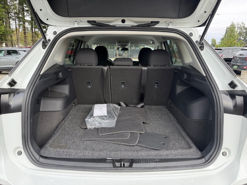 Used 2025 Volkswagen Tiguan S FWD image 22