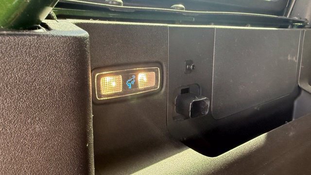 Used 2025 Ford Bronco Outer Banks AWD/4WD image 40