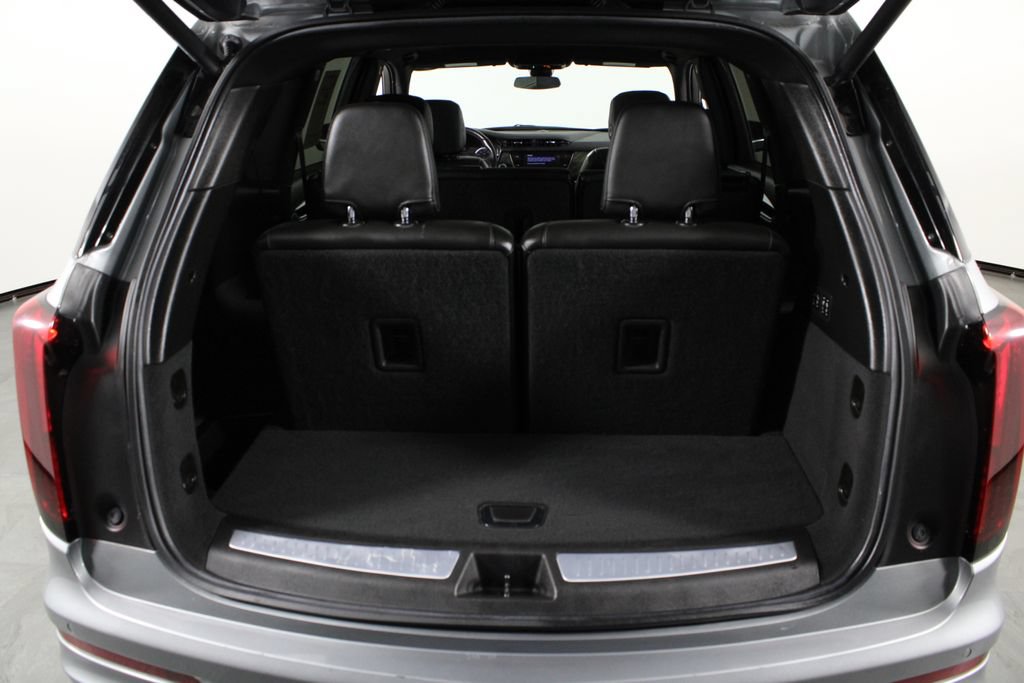 Used 2023 Cadillac XT6 Premium Luxury FWD image 17