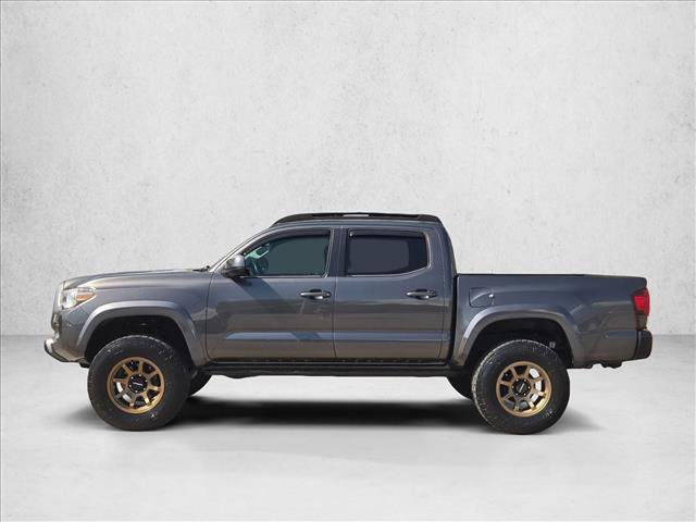 Used 2018 Toyota Tacoma SR5 RWD image 9