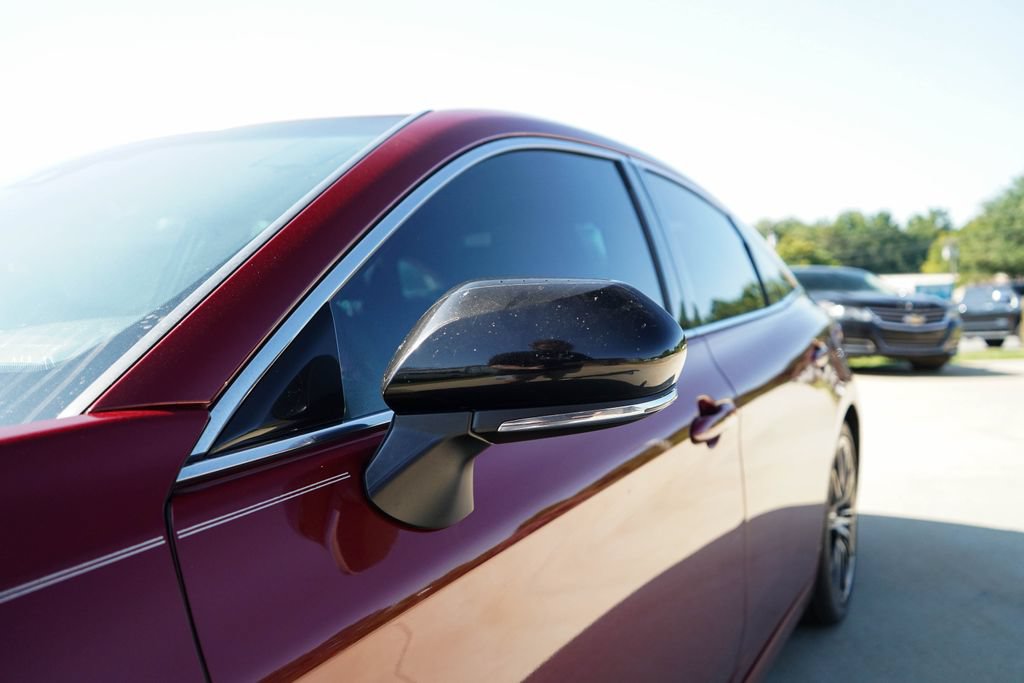 Used 2019 Toyota Avalon XSE FWD image 23