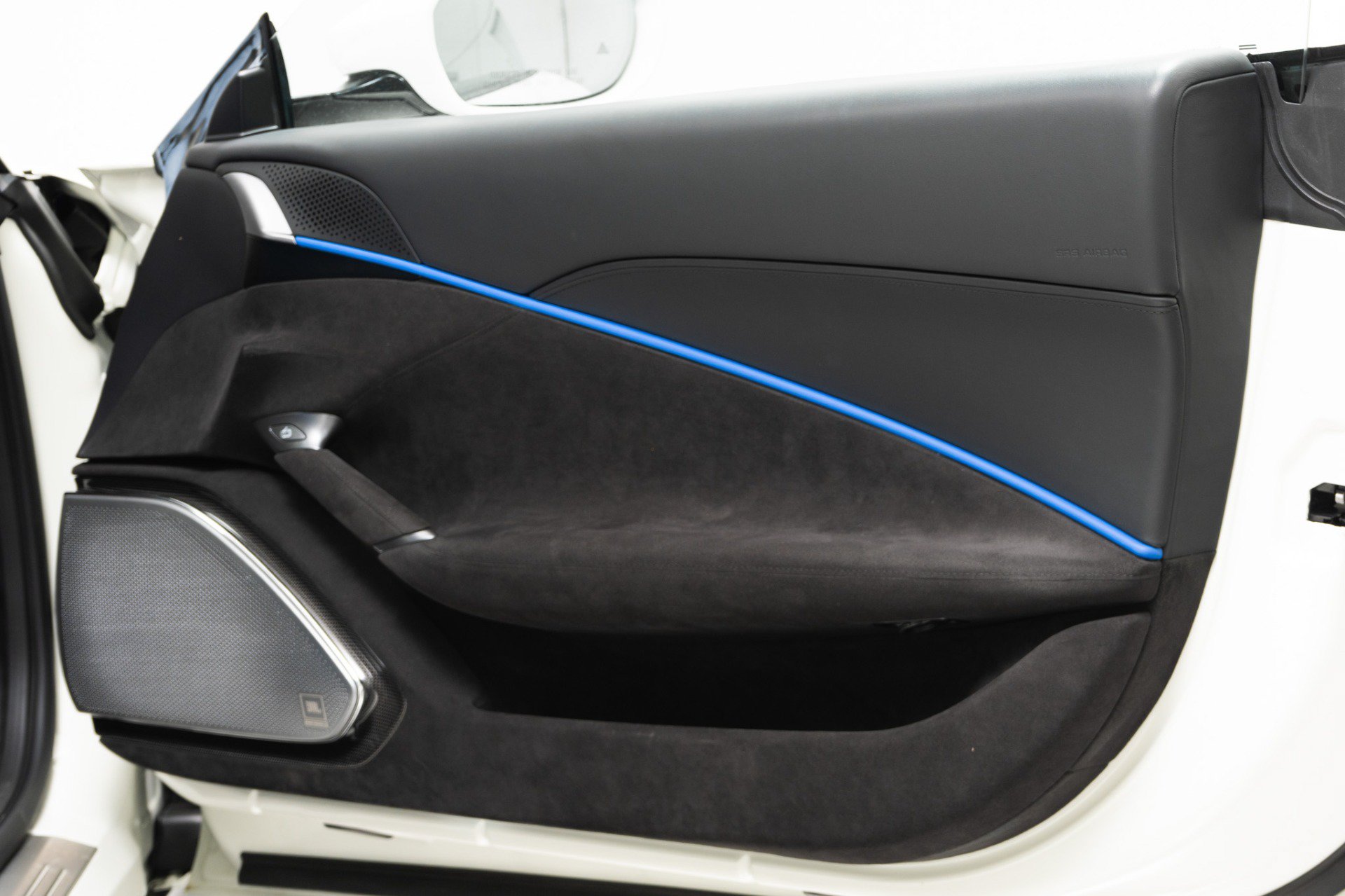 Used 2022 Ferrari Roma RWD image 35
