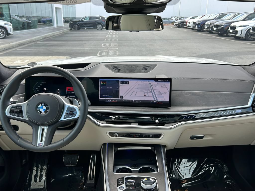 Used 2026 BMW X7 M60i AWD/4WD image 37