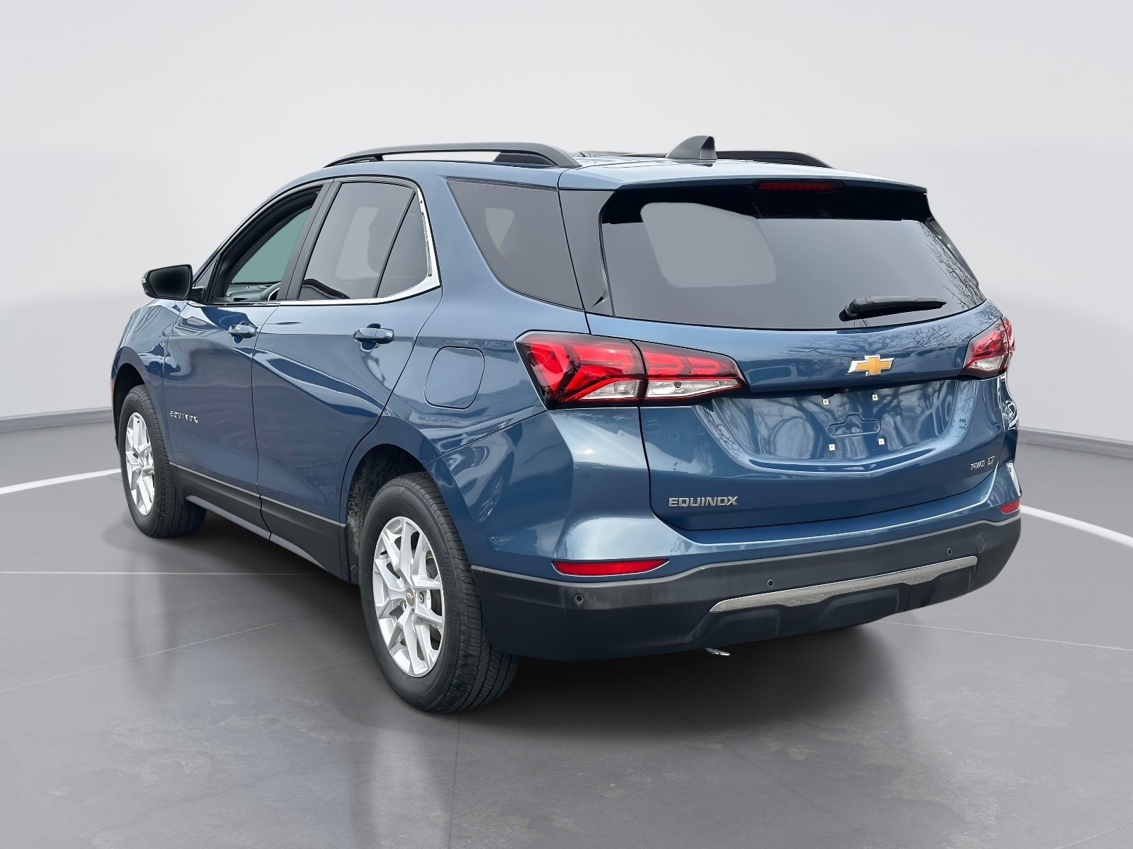 Used 2024 Chevrolet Equinox LT AWD/4WD image 7