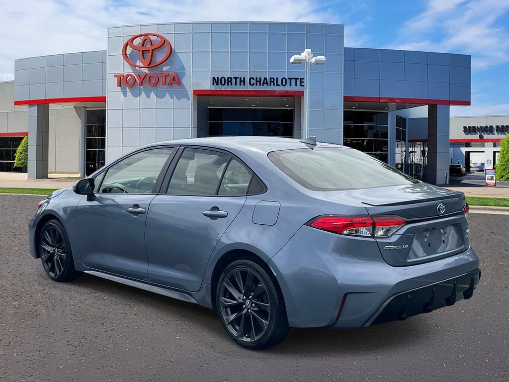 Used 2023 Toyota Corolla SE FWD image 5