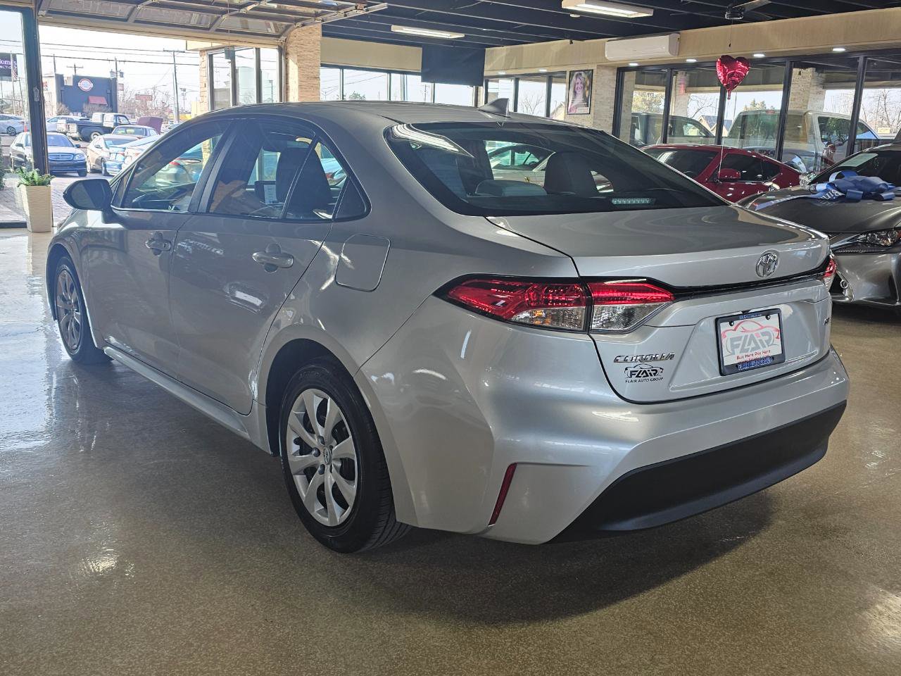 Used 2023 Toyota Corolla LE image 5
