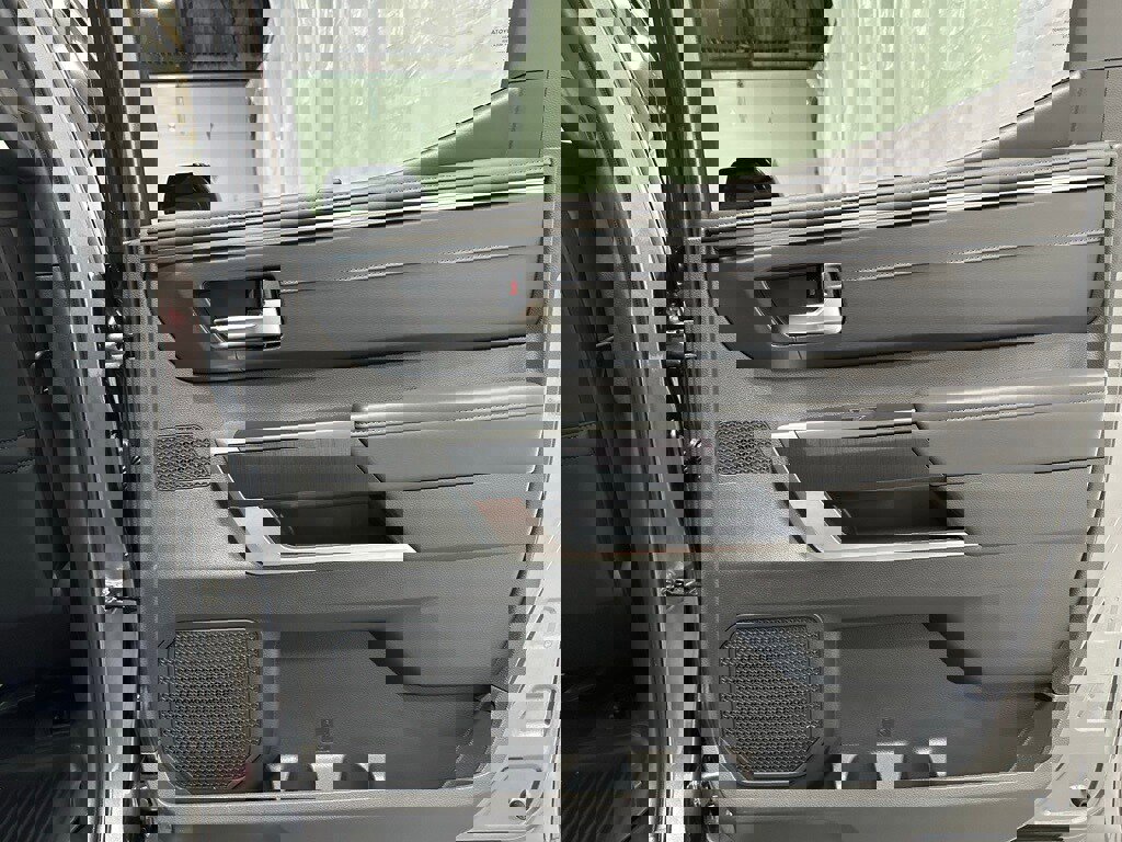 Used 2025 Toyota Tundra Platinum image 57